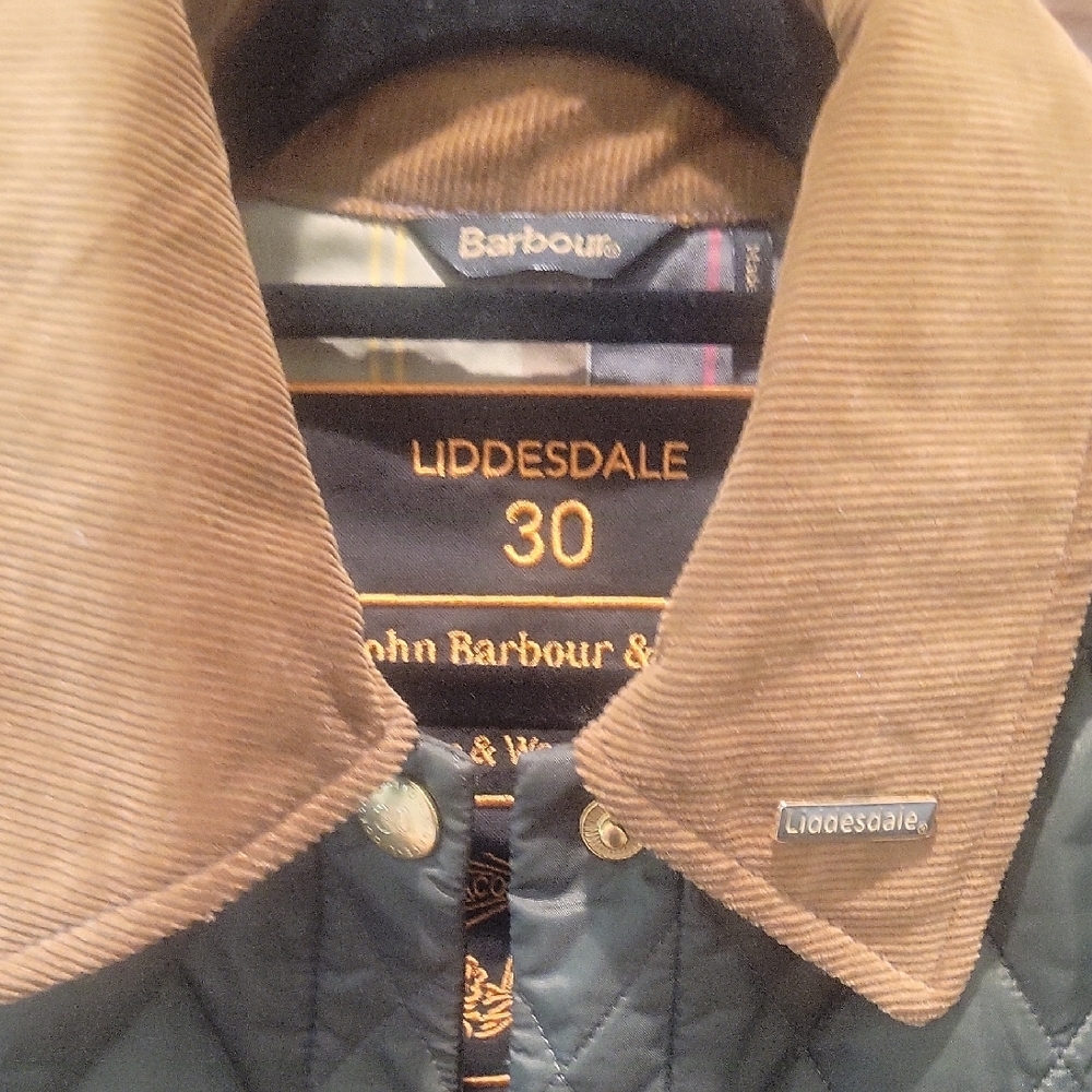 Barbour Green Quilted Jacket with Tan Collar - Picture 4 of 5